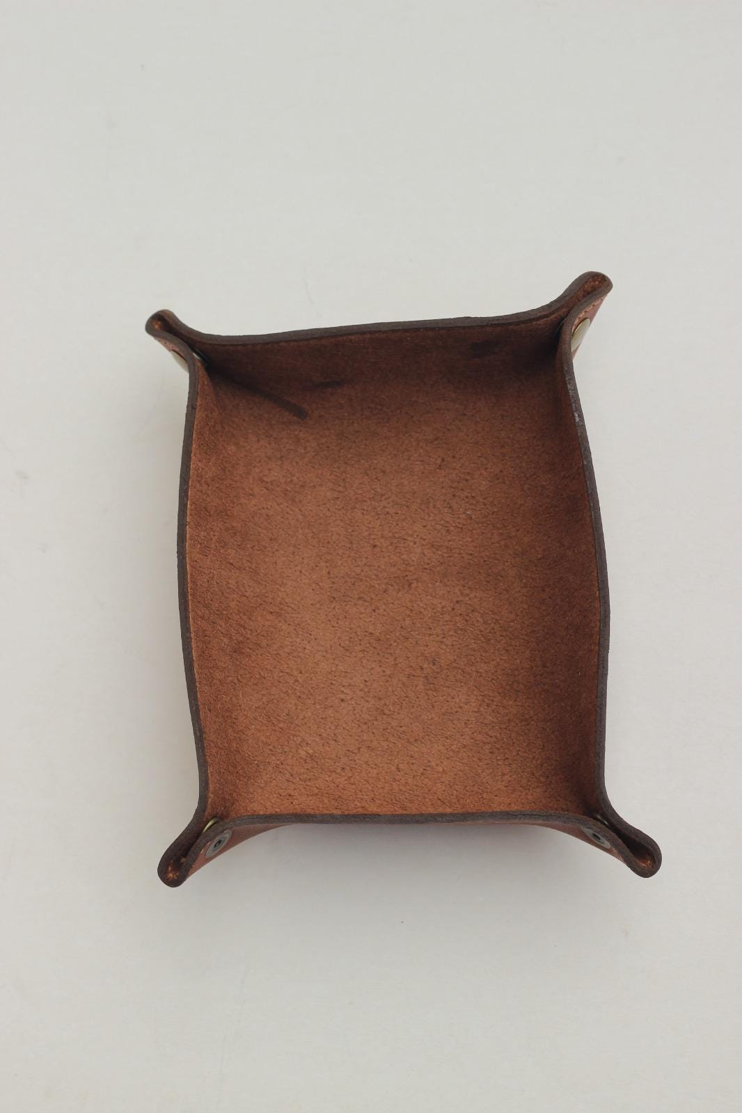 Handmade Leather Valet Tray – Tan Cowhide Desk Organizer